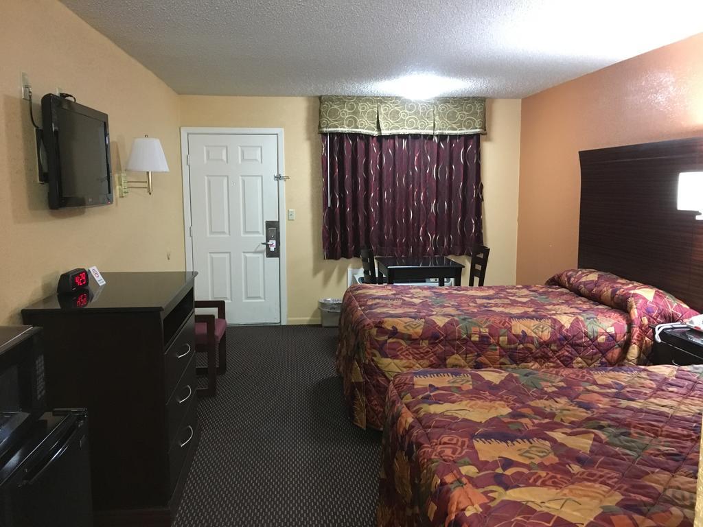 Redwood Inn - White Hall Εξωτερικό φωτογραφία