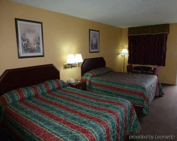 Redwood Inn - White Hall Εξωτερικό φωτογραφία